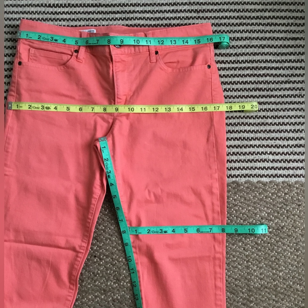 GAP - Picture 12 of 16